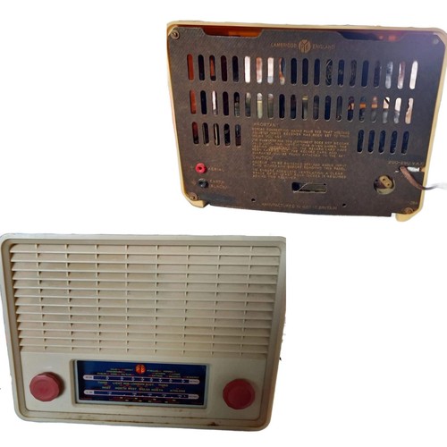 Vintage pye bakelite radio - bakelite,