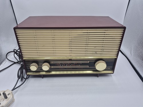 Vintage pye r33 valve radio - r33,