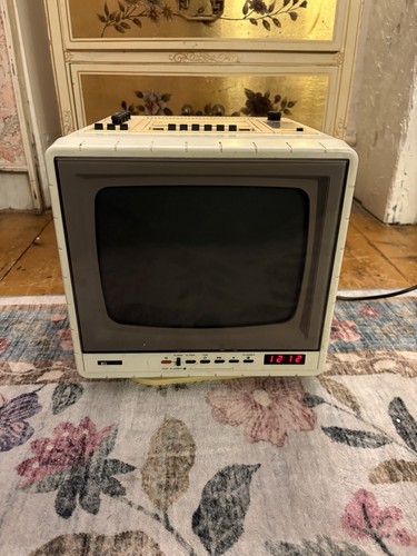 Vintage 1980s pye tube - pye,