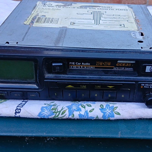 Pye car radio - pye,