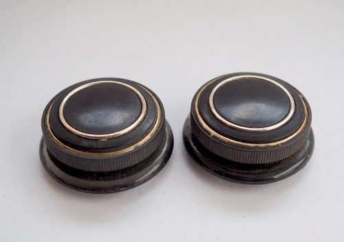 Bakelite radio knob - bakelite,