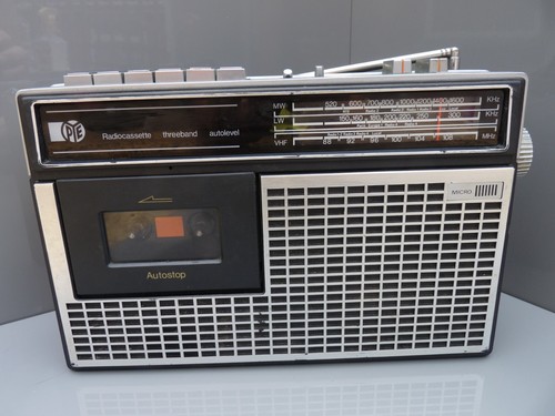 Vintage pye 9014 radio - vintage,