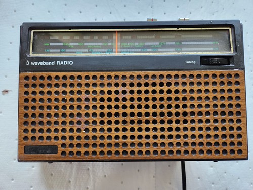 Vintage pye radio band - 3, 240v